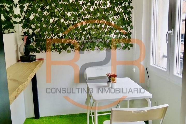 Apartamento entero, 625B 4 Suites Pumarín in Oviedo, Cordillera Cantábrica