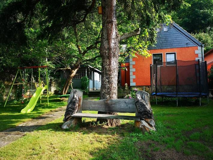 Ferienhaus für 6 Personen, mit Terrasse und Garten sowie Ausblick