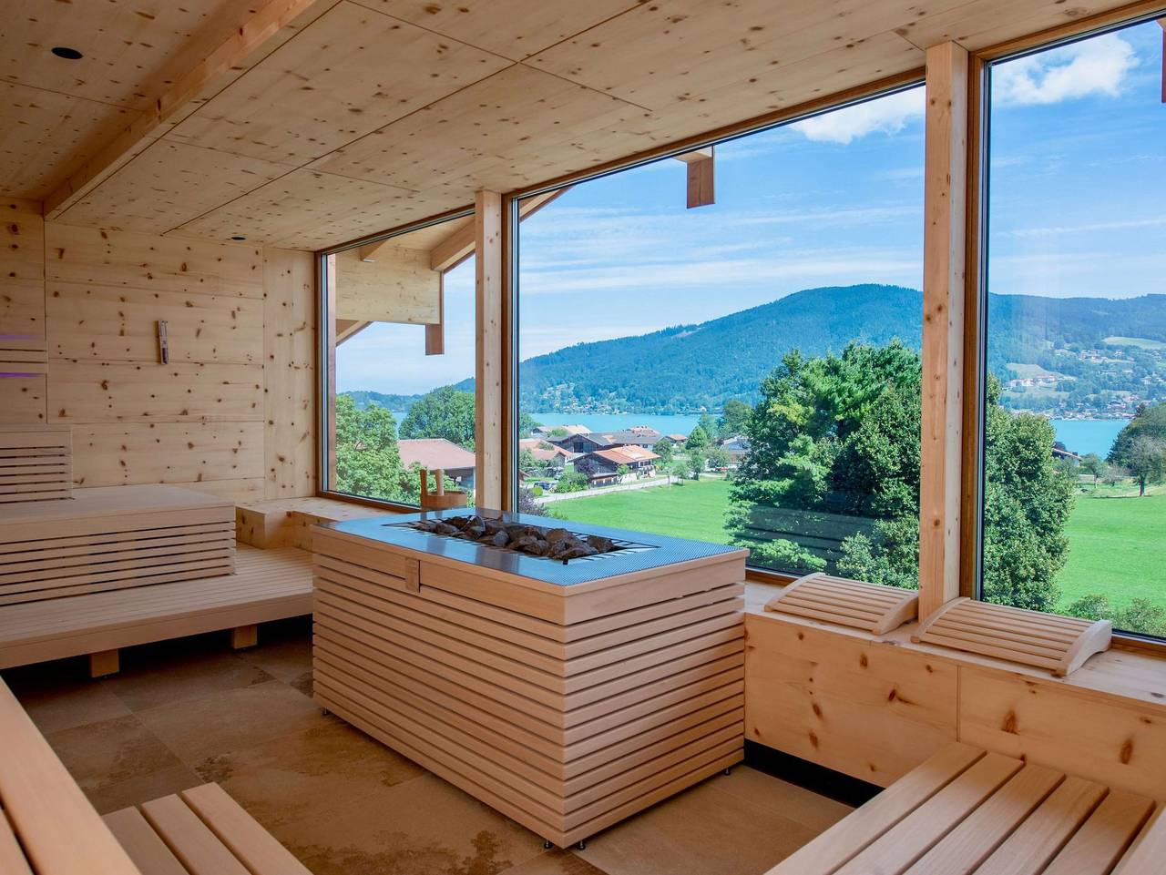 Hotel Bussi Baby (Adults only) - Doppelzimmer Standard in Bad Wiessee, Bayerische Alpen