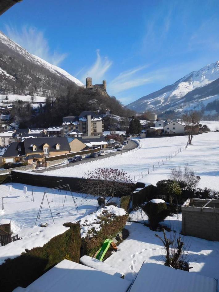 Gîte pour 5 personnes, avec balcon dans Office De Tourisme De Luz Saint Sauveur - 3