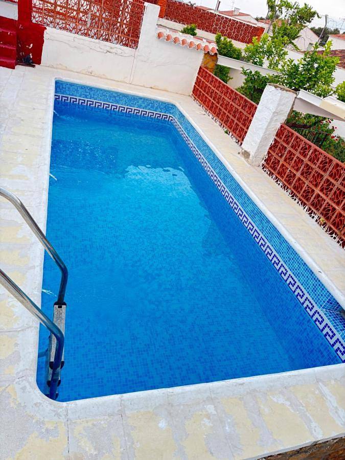 Casa rural para 14 personas, con piscina y balcón además de vistas y jardín en Ribera Alta (Valencia) - 3