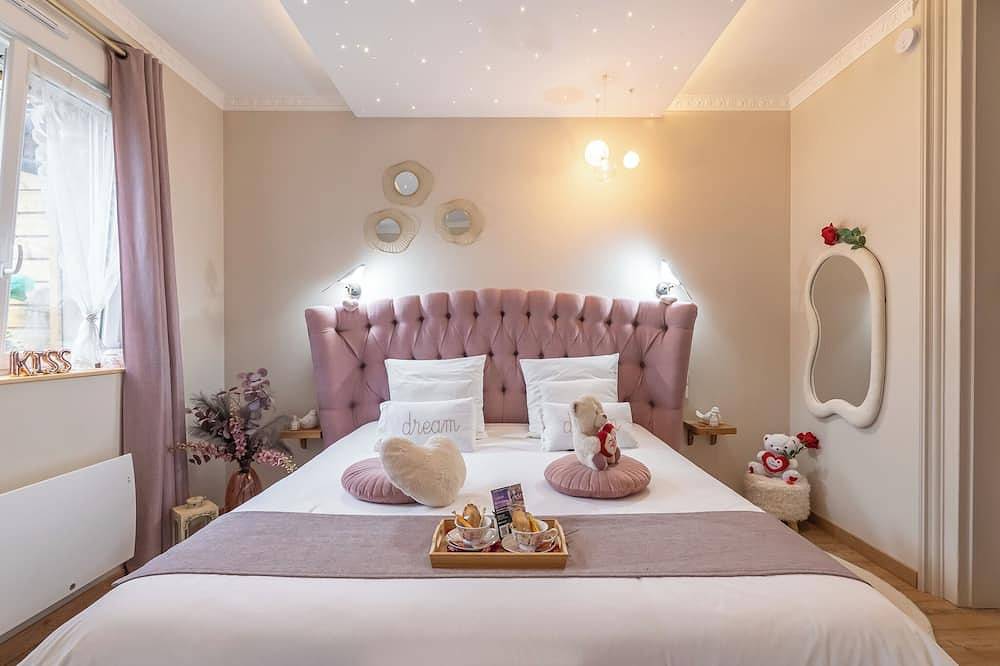 Ganze Wohnung, Suite Romantique à 5 mn de la Plage \" la Bulle Romantique \" in Calais, Calais und Umgebung