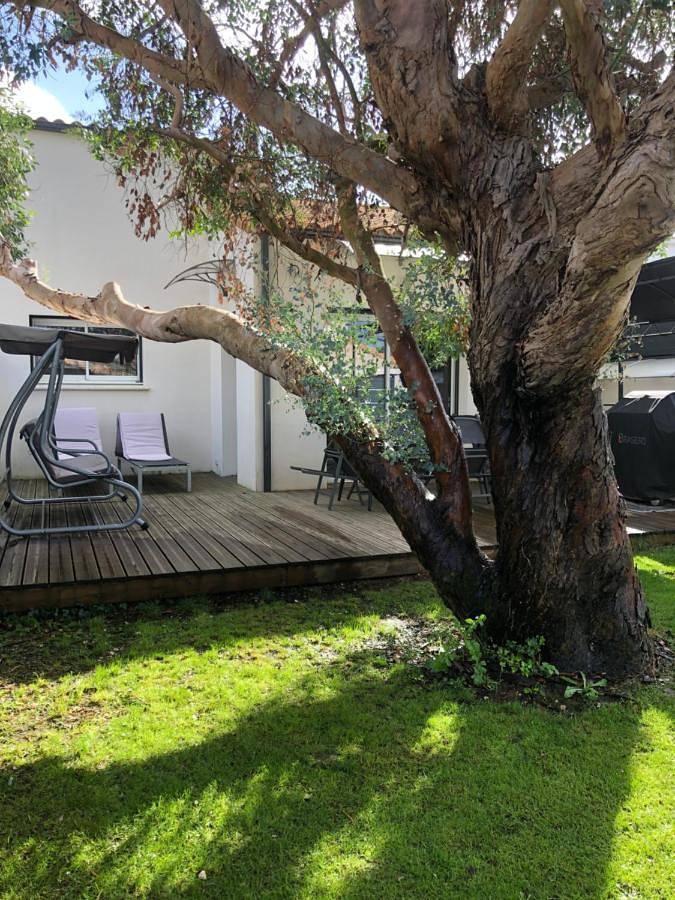 Location de vacances pour 4 personnes, avec Terrasse ainsi que Jardin et Vue à Champagné-les-Marais
