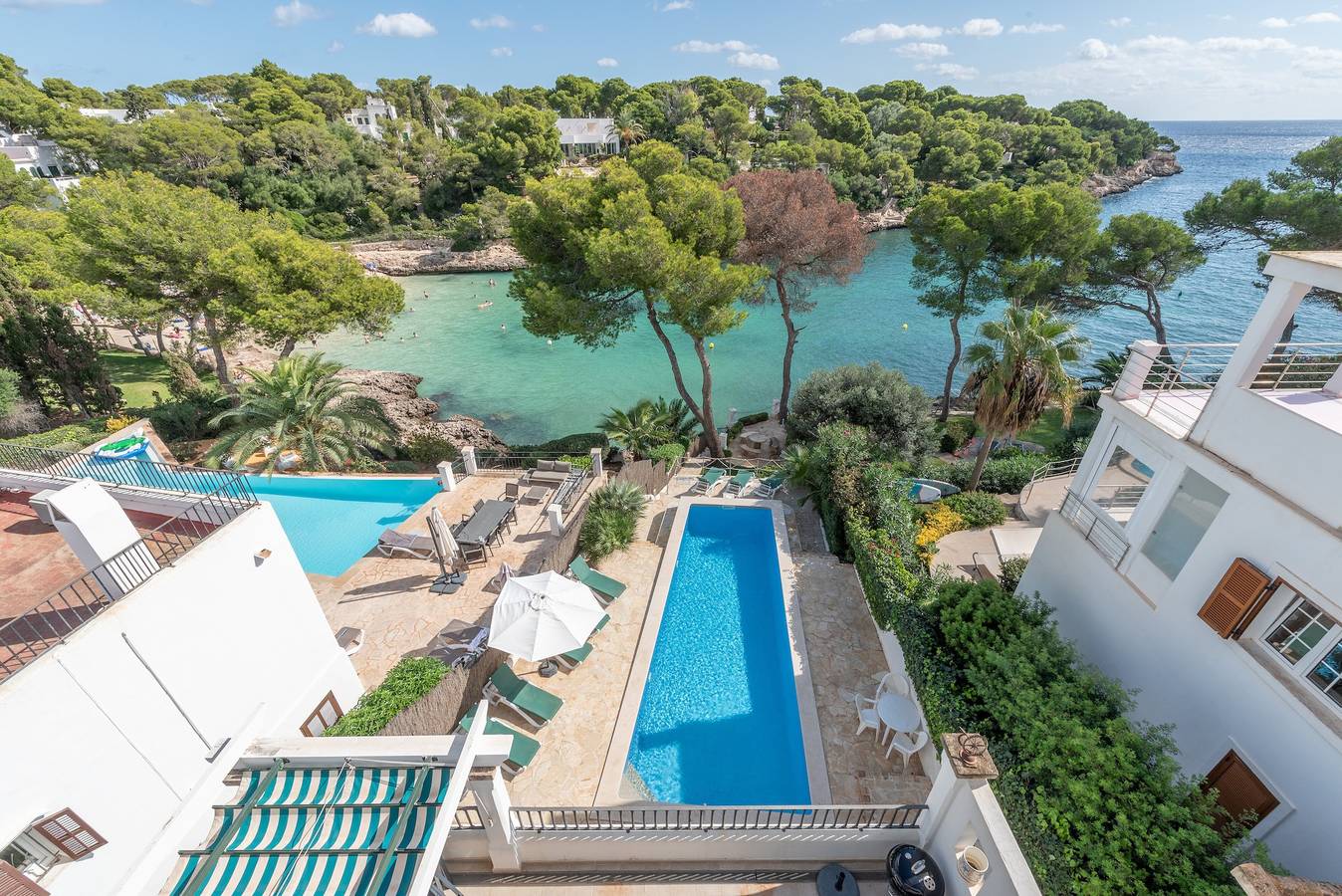 Villa "Acuarela" con vistas al mar, piscina, jardín, terraza, aire acondicionado y Wi-Fi in Cala d'Or, Santanyí