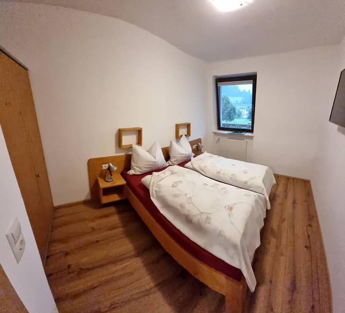 Ferienwohnung für 5 Personen, mit Balkon und Garten sowie Ausblick in Brenner - 2