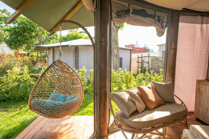 Campeggio per 2 persone, con panorama e giardino nonché piscina in Campania