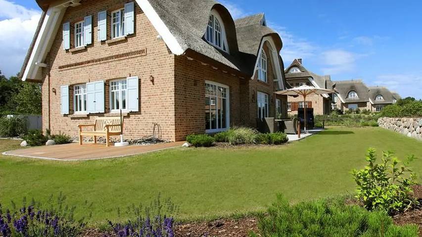 Strandhaus für 6 Personen, mit Garten und Sauna in Lobbe - 4