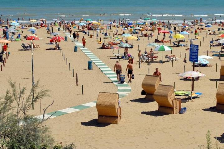 Camping für 4 Personen, mit Garten und Terrasse sowie Pool in Friaul-Julisch Venetien - 3