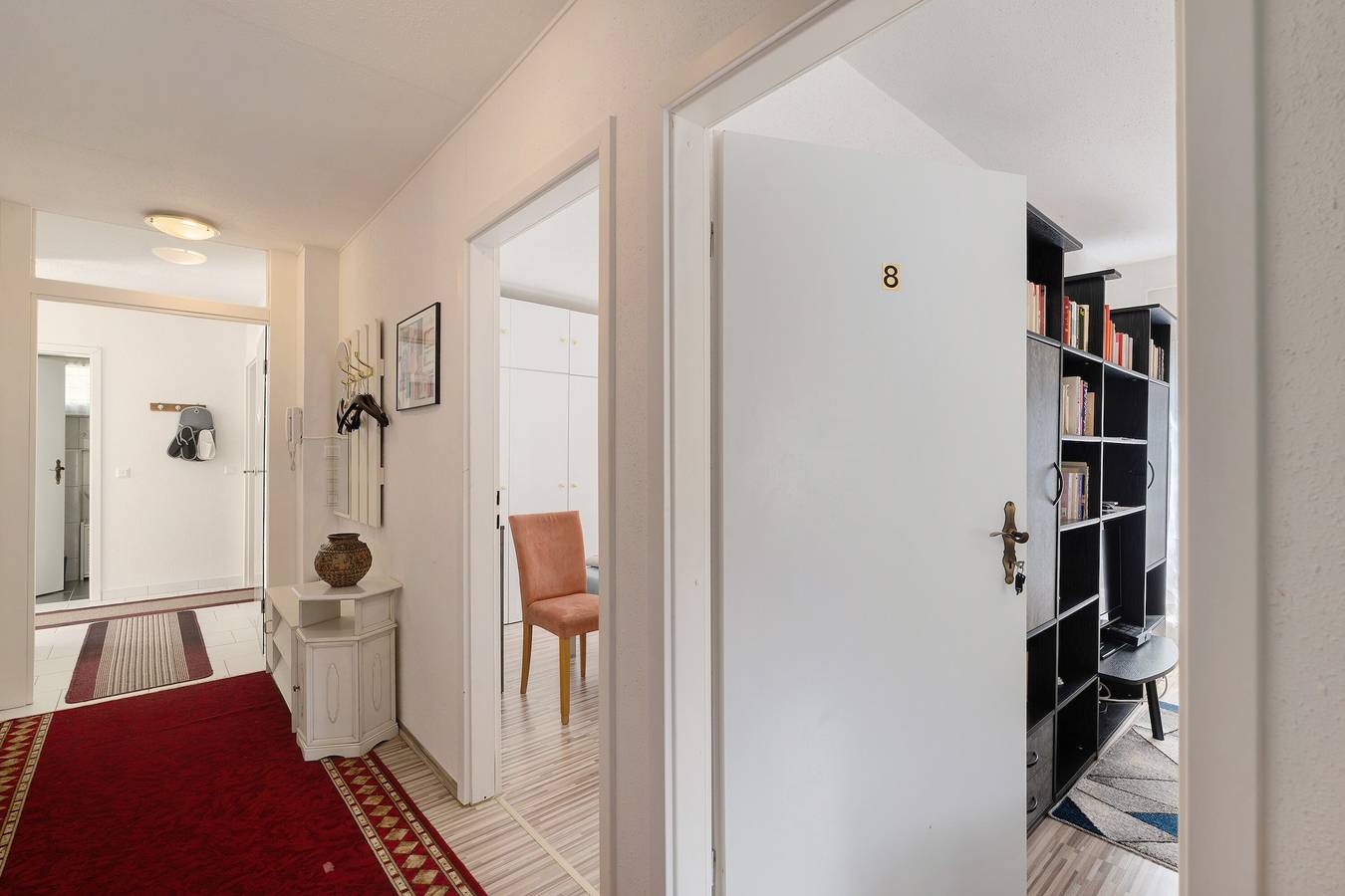 Zimmer 8 mit zusätzlich zimmergroßer privater Terrasse und Wlan in Baden-Baden, Nordschwarzwald