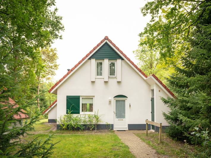 Ferienhaus für 4 Personen, mit Balkon/Terrasse und Terrasse in Lauwersmeer