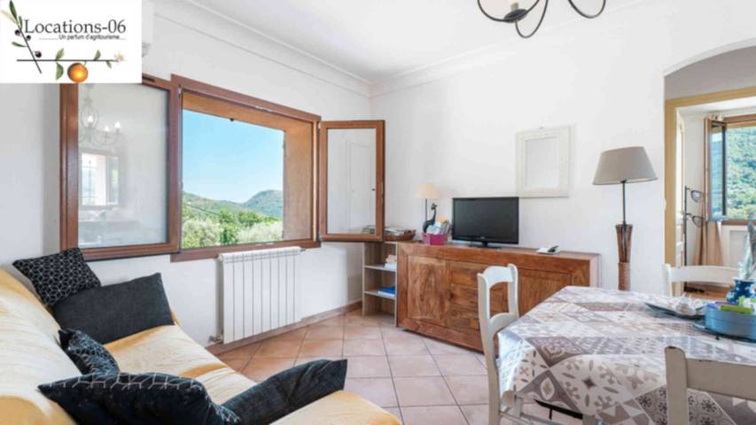 Location de vacances pour 6 personnes, avec vue et jardin, animaux acceptés à Le Bar-sur-Loup - 2