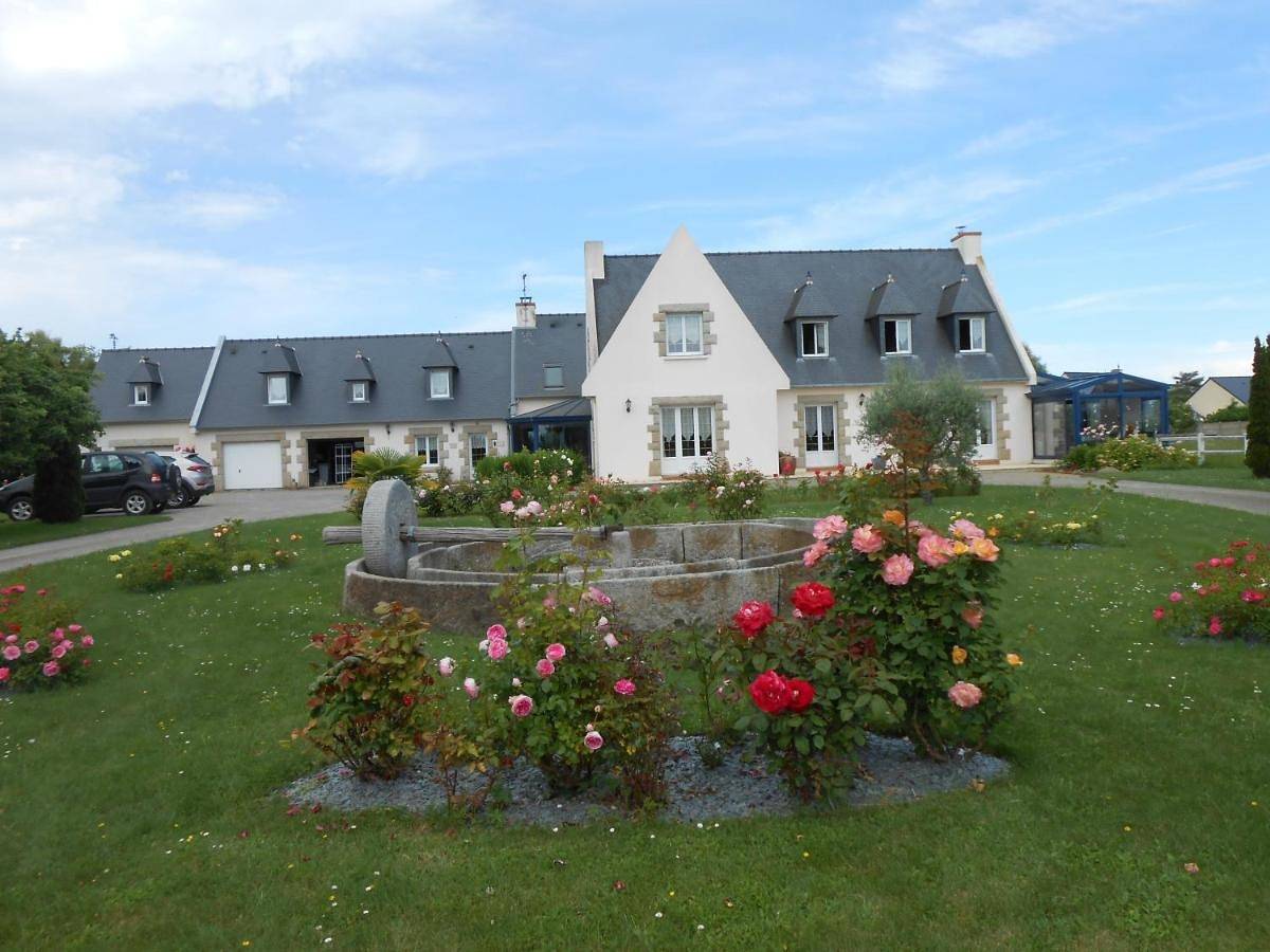 Two-Bedroom Suite in Hirel, Baie du Mont-Saint-Michel