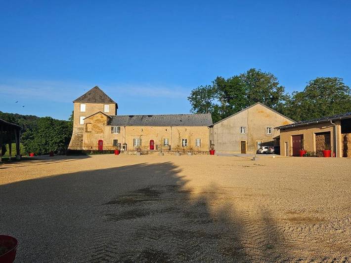 Location de vacances pour 4 personnes, avec Terrasse et Jardin à Malandry