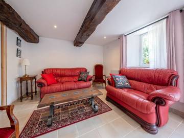 Gîte pour 5 personnes, avec jardin à Villiers-Fossard