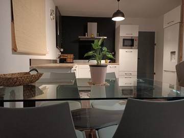 Gîte pour 2 personnes, avec vue et terrasse à Montesquieu-des-Albères