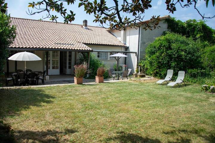 Location de vacances pour 6 personnes, animaux acceptés à Le Fouilloux - 3
