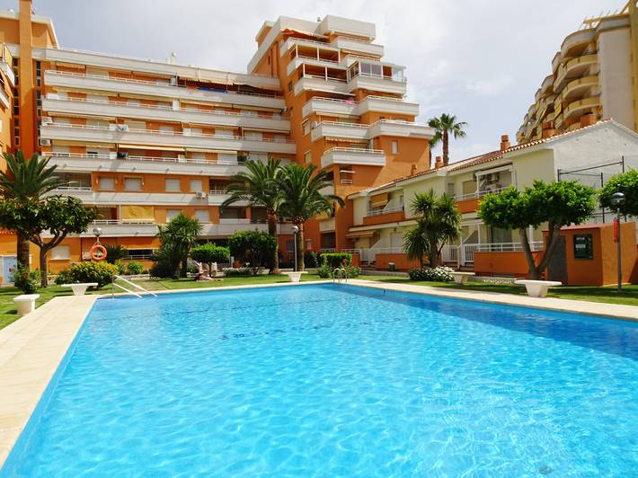 Apartamento para 4 personas, con terraza y jardín en Gandía