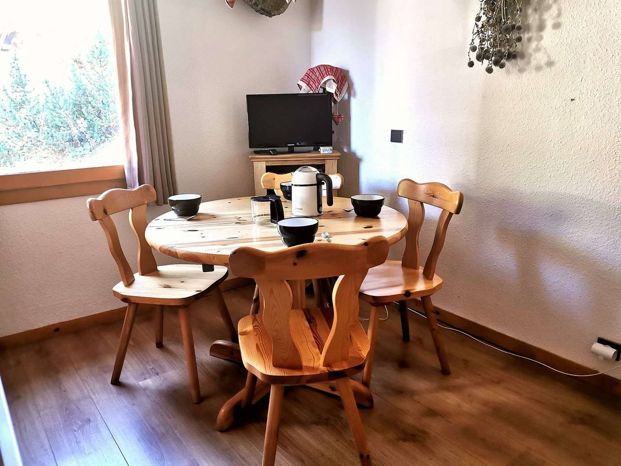 Ganzes Studio, Studio ski-in/ski-out à Valmorel, balcon, proche Esf et commerces, équipé, 4 pers., non-fumeur in Valmorel, Les Avanchers-Valmorel