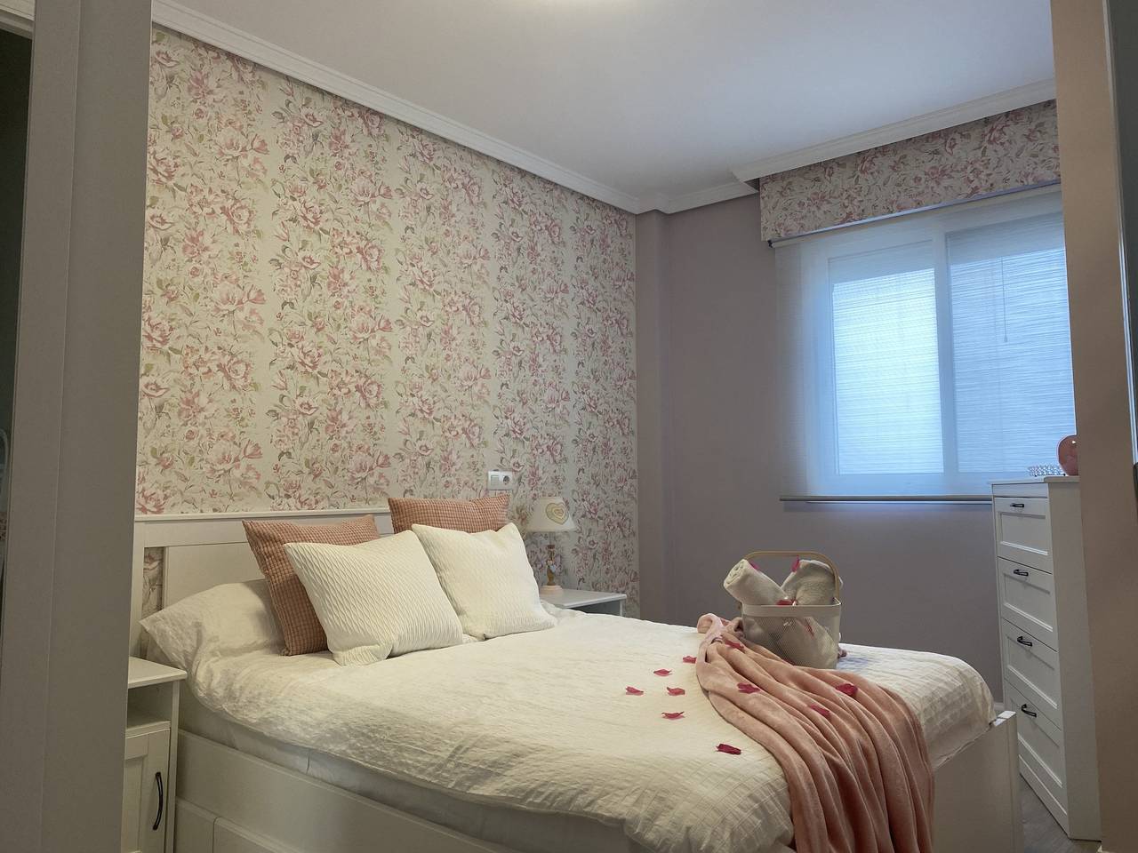 Apartamento entero, Apartamento moderno con jacuzzi y vistas en Almería, 80 m² in Los Molinos (Almería), Almería