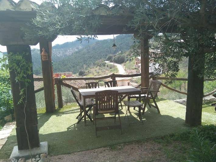 Casa rural para 8 personas, con Balcón y Terraza además de Jardín y Piscina en Molinicos