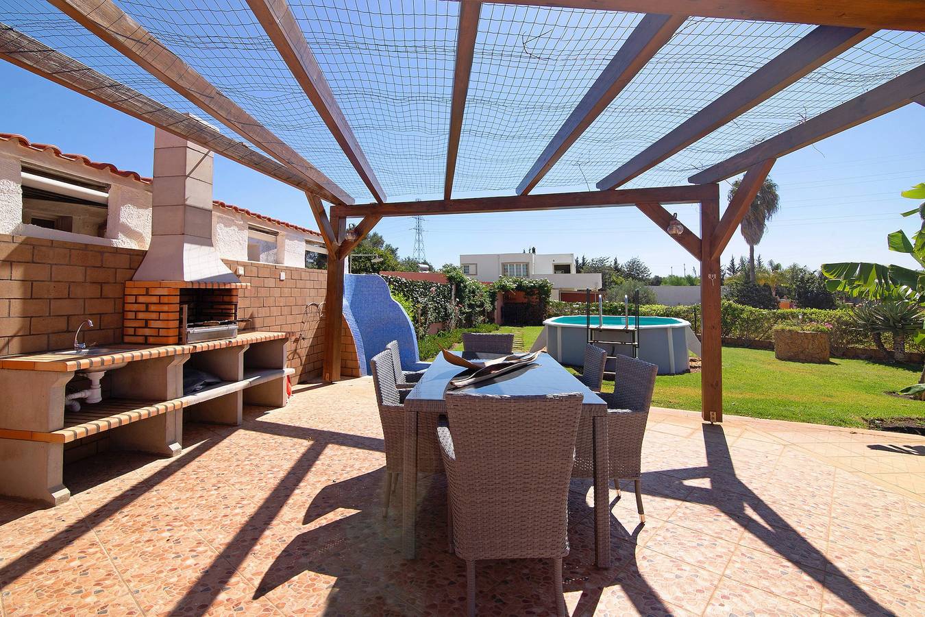 Villa "At-tunis" con minipiscina privata, terrazza privata e Wi-Fi in Tunes, Distretto di Faro