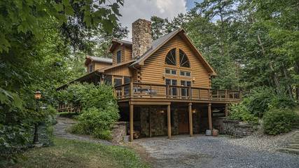 Log Cabin for 12 Guests in Raystown Lake, Huntingdon County, Picture 4