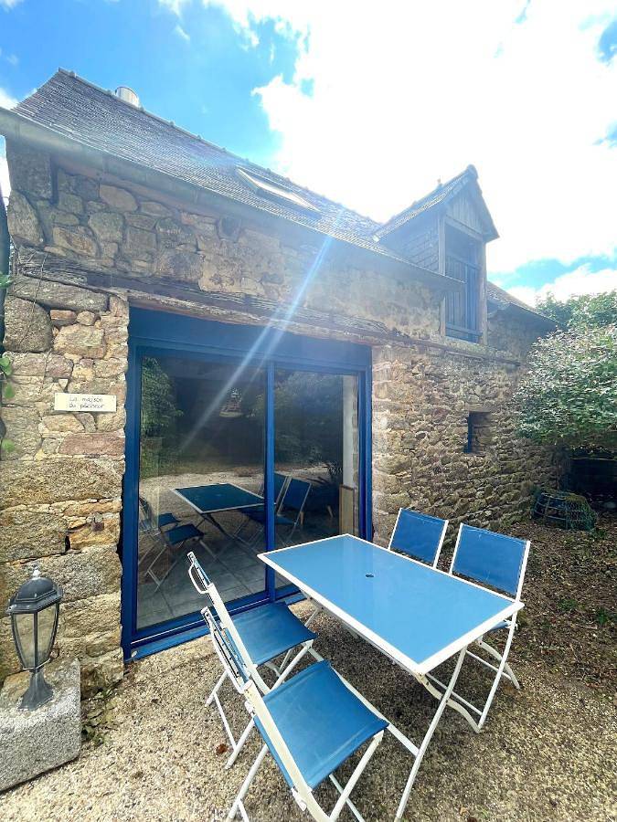 Maison d’hôte pour 5 personnes, avec terrasse et vue à La Celle-sous-Gouzon - 2