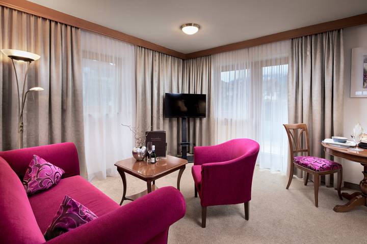 Ferienwohnung für 2 Personen, mit Garten und Sauna sowie Terrasse in Schwangau