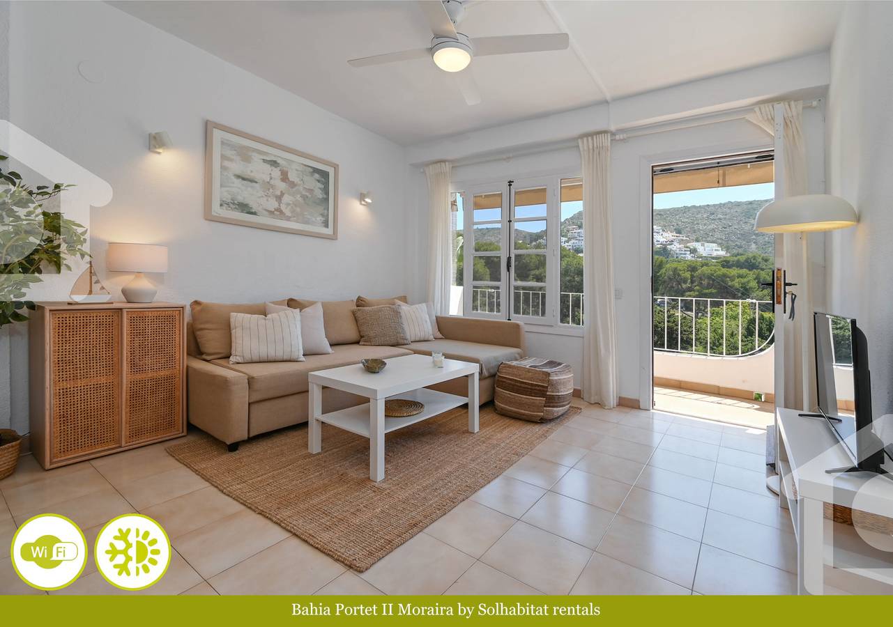 Entire apartment, Holiday apartment for 4 people with pool in Cala El Portet, Teulada (Spain)