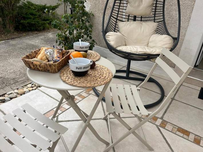 Location de vacances pour 2 personnes, avec jardin à Jacou