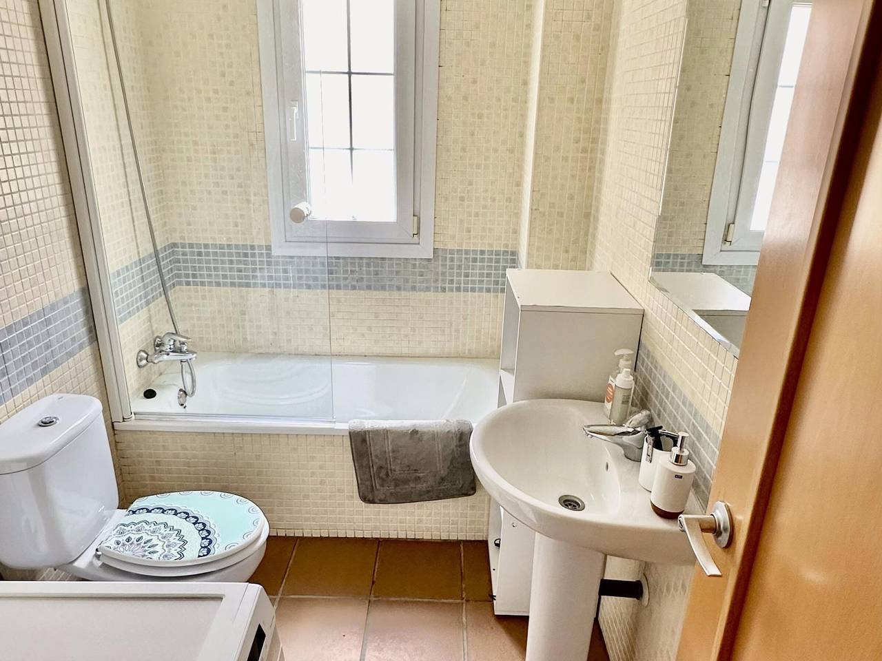 Entire studio, Cozy Studio Apartment in Pradollano Close to Restaurants in Sierra Nevada Ski Resort, Monachil