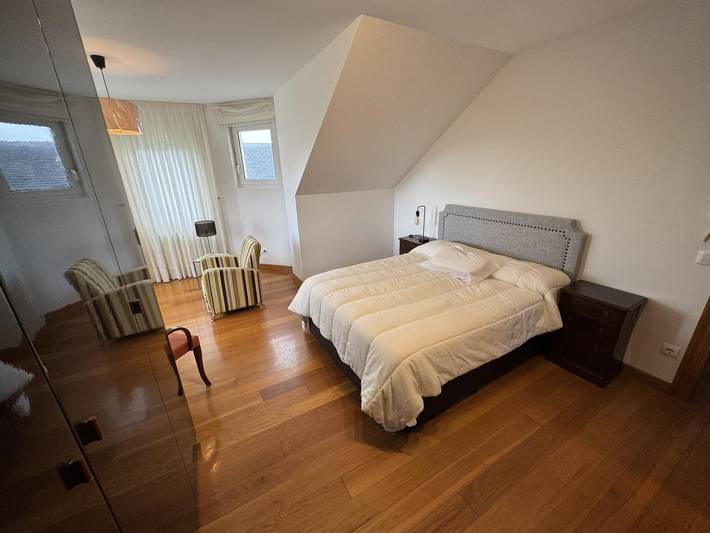 Rückzugsort am Strand mit Parkplatz, Garten, Küche, Balkon in Santa Cruz de Bezana, Kantabrische Küste