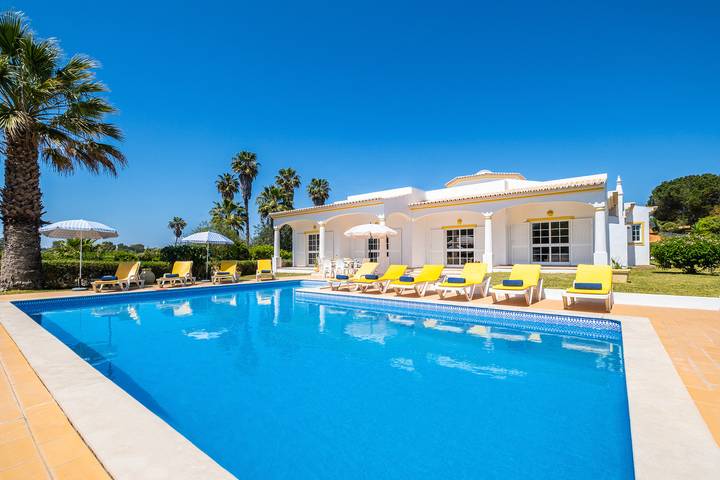 Villa Cristiano in Albufeira e Olhos de Água, Faro Distrikt