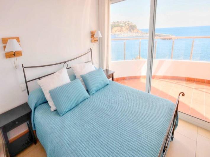 Holiday letting for 5 people, with ocean view and balcony in Sant Feliu de Guíxols