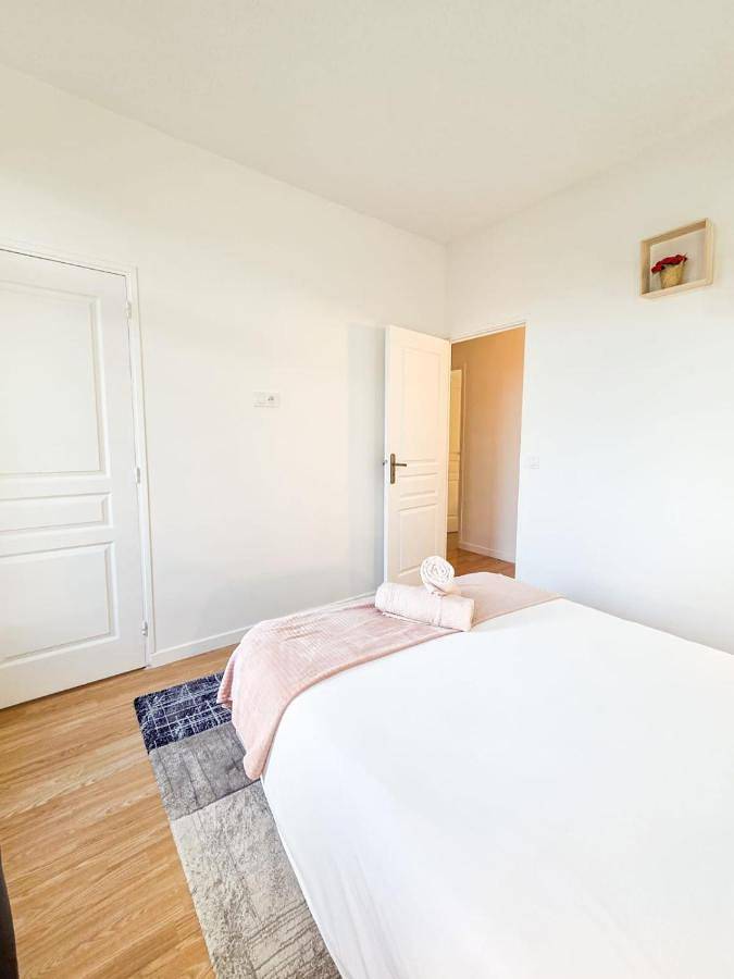 Appartement entier, Apartment in Vichy, Région de Vichy