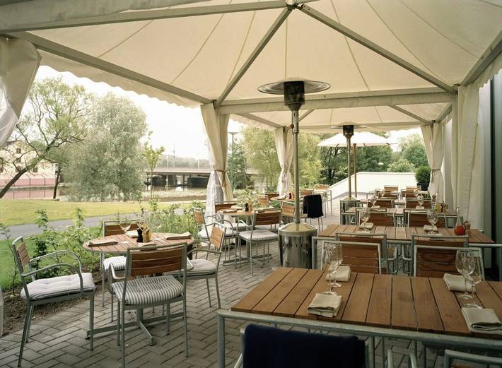 Hotel, mit Terrasse und Sauna in Linköping - 3