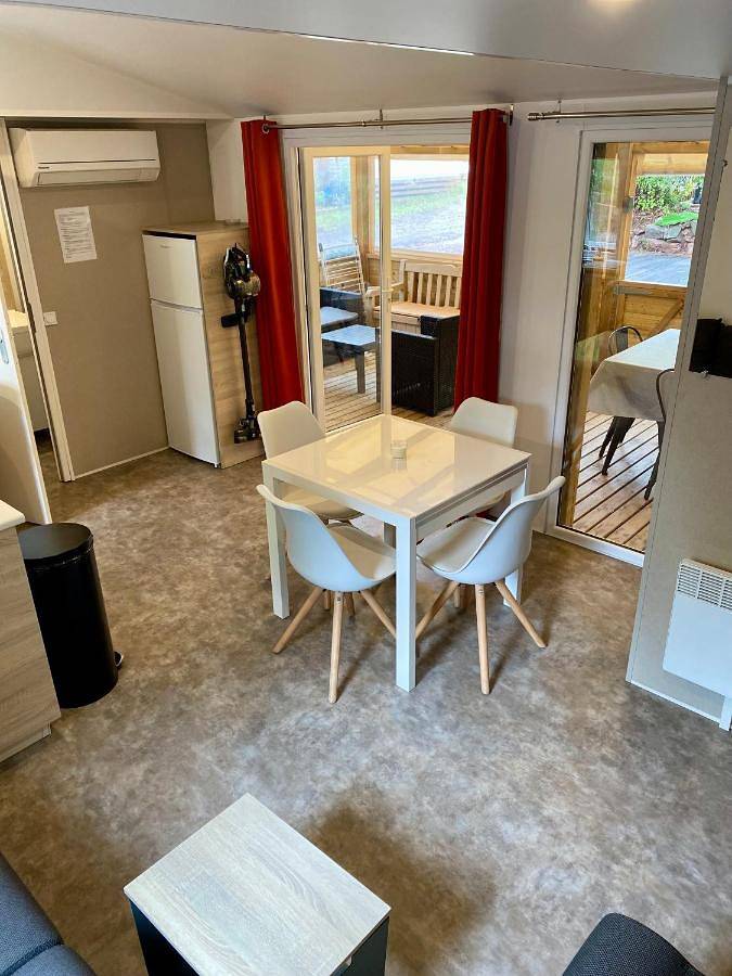 Appartement entier, Three-Bedroom Apartment in Puget-sur-Argens, Côte méditerranéenne (France)