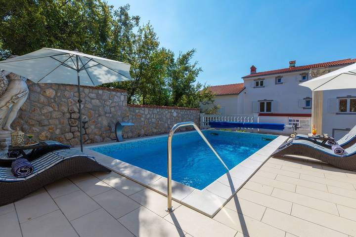 Ferienwohnung für 5 Personen, mit Pool und Garten sowie Terrasse in Crikvenica - 3