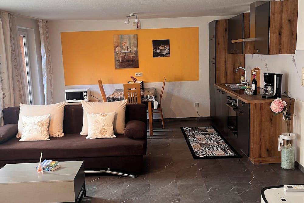Geheel appartement, S4 Centre Whg Bayreuth toplocatie naar het rode hoofdcentrum, balkon, klimaat in Frankenalb