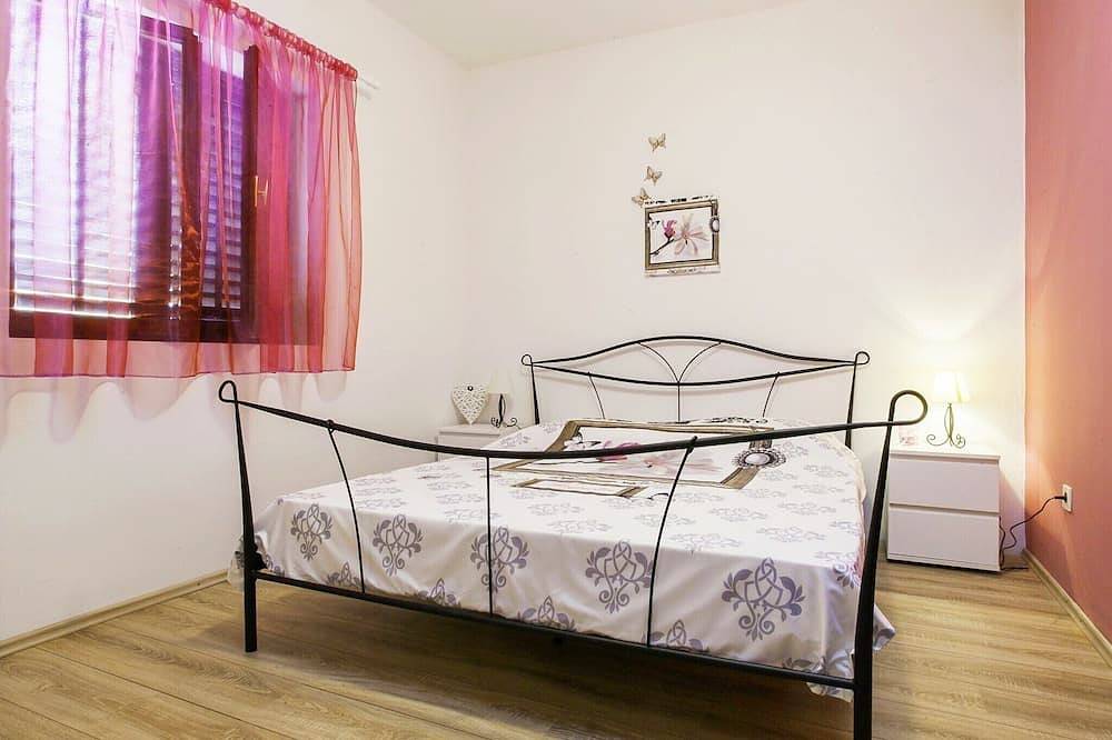 Entire apartment, Apartment Nikša,, Smokvica - Brna, hr in Blato, Korcula