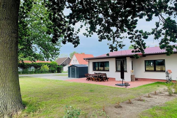 Ferienhaus für 5 Personen, mit Terrasse in Lütow