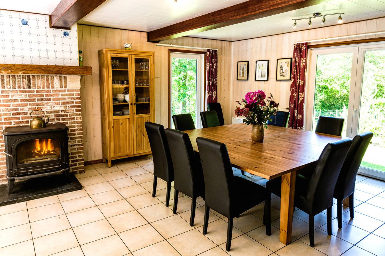 Luxusvilla für 12 Personen mit Sauna und Außenwhirlpool im Garten in Soy, Hotton in Érezée, Luxemburg Provinz