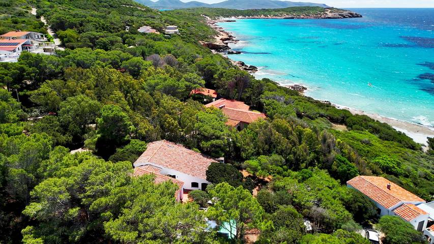 Location de vacances pour 10 personnes, avec jardin et terrasse à Porto Pino - 2