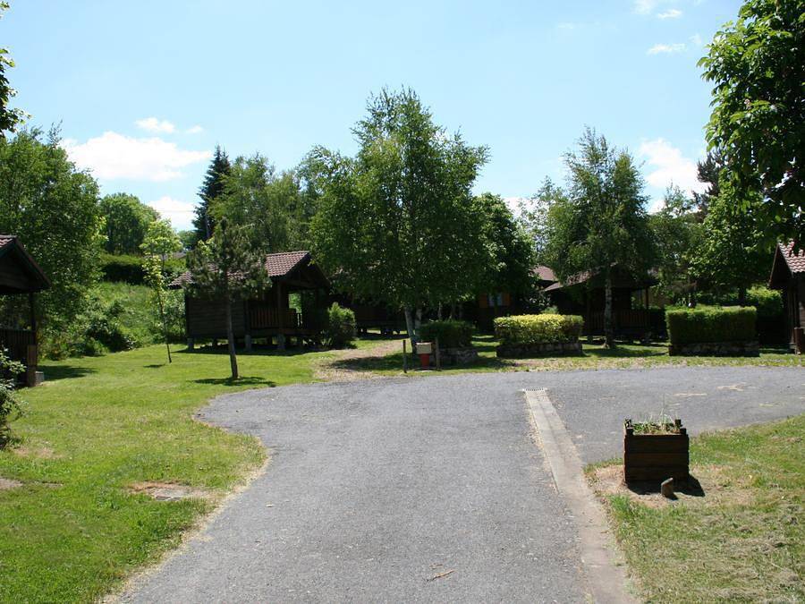 Camping Le Saint Eloy - Chalet 5 persons - Cabane (Without sanitary facilities) in Saint-Germain-l'Herm, Livradois-Forez Regional Nature Park