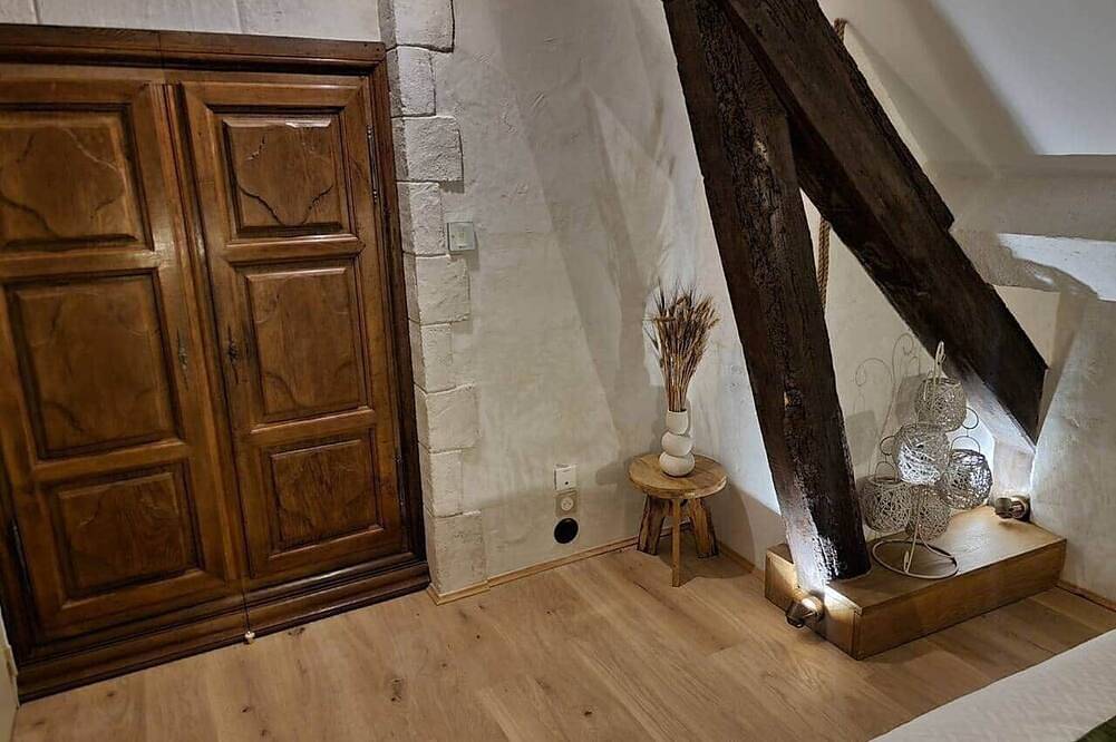 Entire apartment, Chalet des Loups - \"Le refuge\" luxury wellness suite in Sainte-Thérèse, Haute-Saône