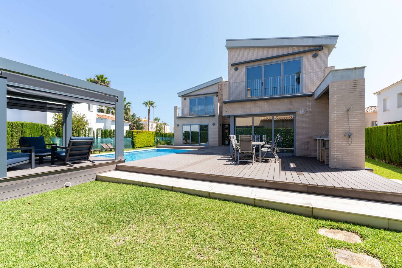 Villa Beachside Retreat in Oliva, Costa Blanca