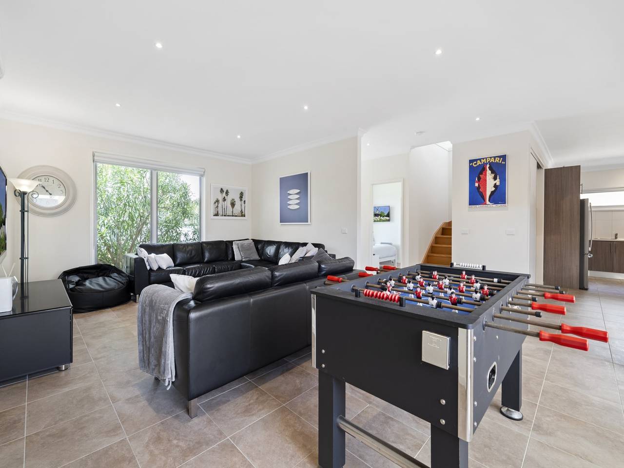 Entire apartment, Seaside 3-Bed Home, Direct Beach Access in Melbourne, Mornington Peninsula