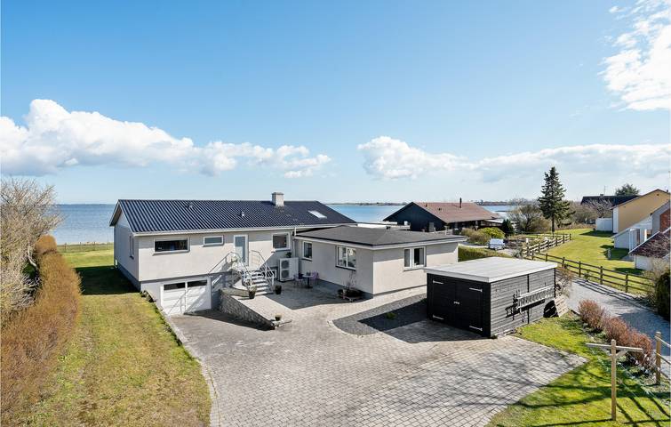 Ferienhaus für 8 Personen mit Terrasse in Kalvehave, Schwedische Ostsee