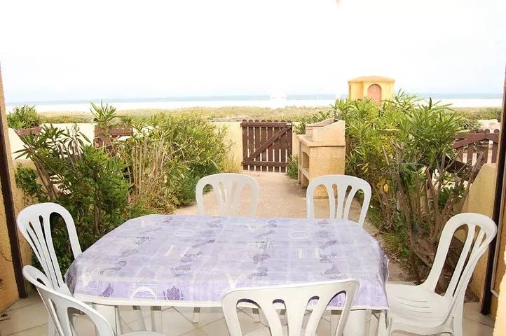 Ferienhaus für 6 Personen, mit Terrasse und Ausblick in Port Leucate