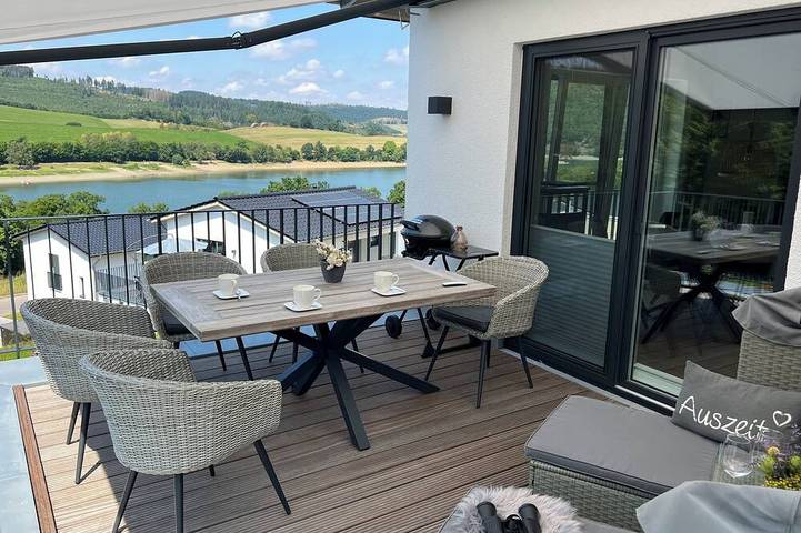 Luxus-Ferienhaus für 6 Personen, mit Balkon und Sauna